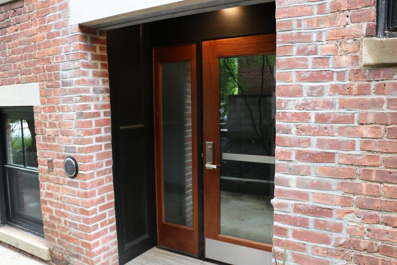A Stylish Stay W/ A Queen Bed, Heated Floors.. #34 Brookline Buitenkant foto