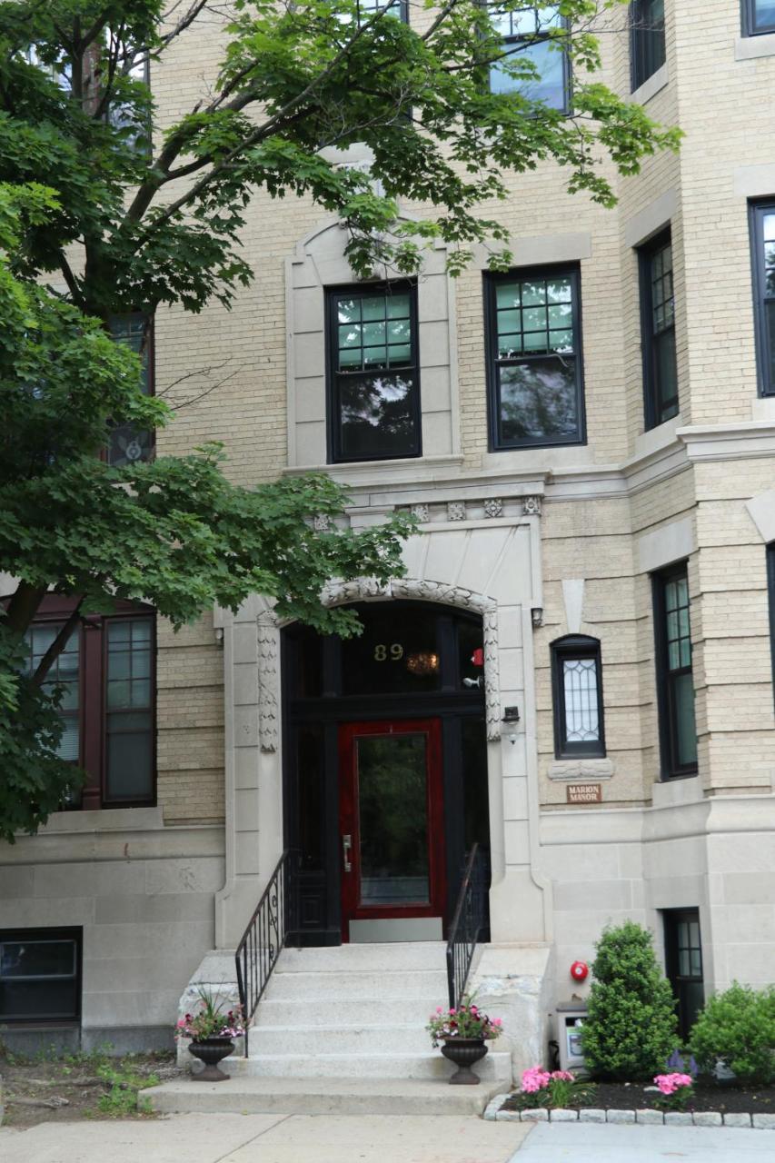 A Stylish Stay W/ A Queen Bed, Heated Floors.. #34 Brookline Buitenkant foto