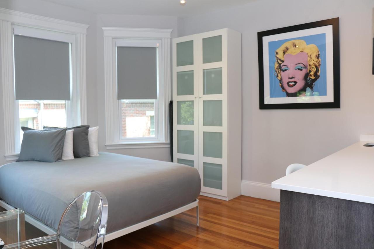 A Stylish Stay W/ A Queen Bed, Heated Floors.. #34 Brookline Buitenkant foto