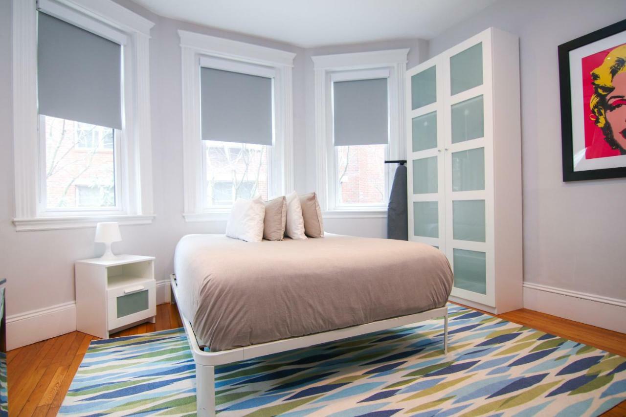 A Stylish Stay W/ A Queen Bed, Heated Floors.. #34 Brookline Buitenkant foto